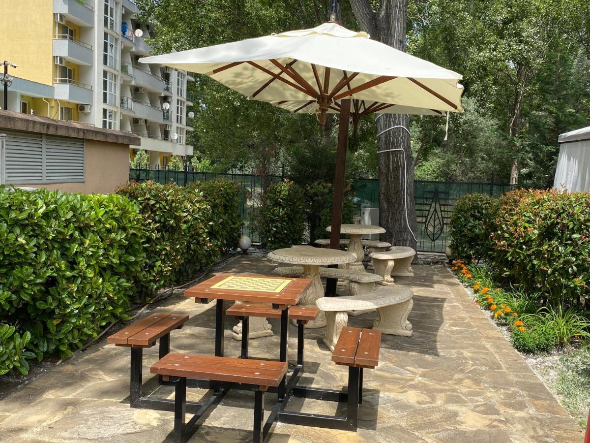 Aphrodite Gardens D208, Studio Apartment Sunny Beach Exterior photo
